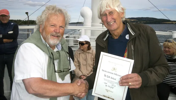 skibladnermedaljen-med-diplom